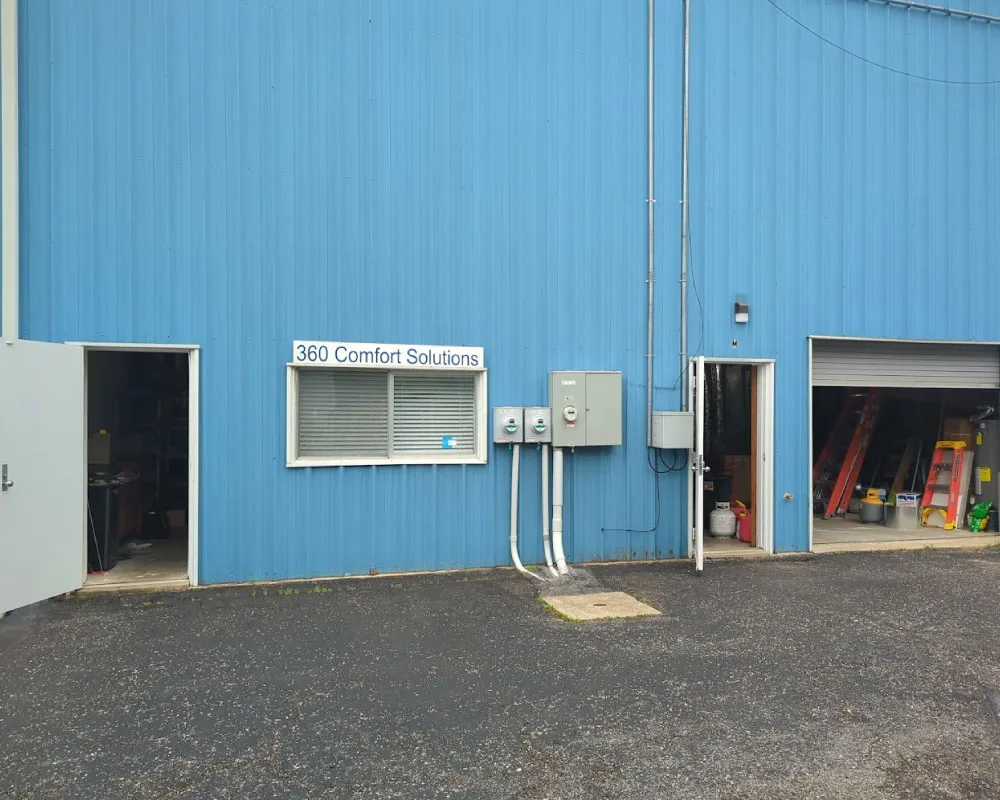 360 Comfort Solutions service team and facility in Branson West, Missouri